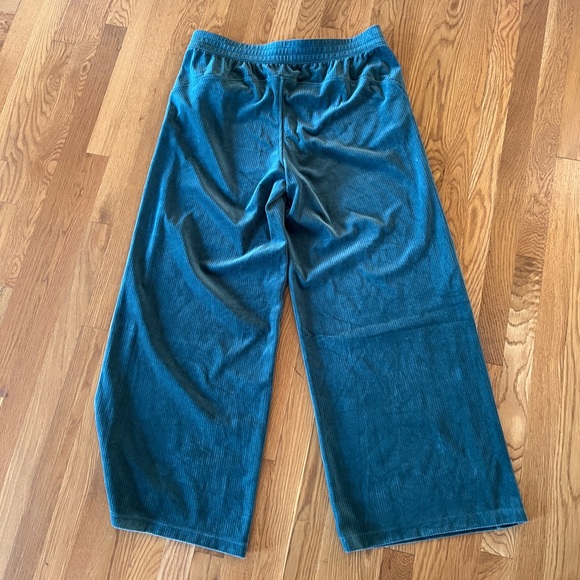 Lululemon Ribbed Relaxing Pants - Picture 2 of 4